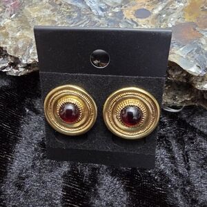 Vintage MMA WAG Metropolitan Museum Of Art  Gold over Sterling Silver Earrings